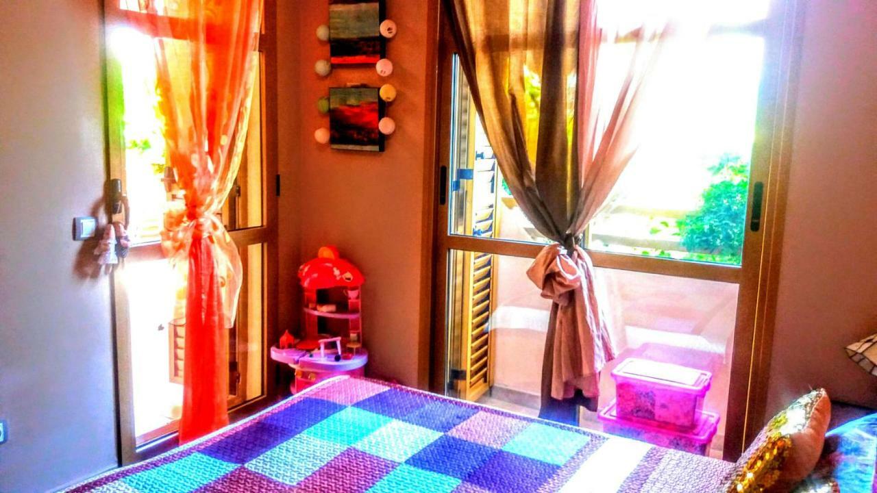 Apartment Deluxe Garden Flat Near Terra-mitica *